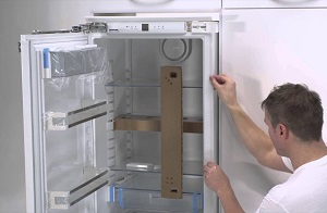 Установка встраиваемого холодильника в Златоусте